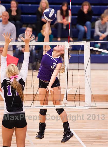 Thumbnail 2 in Arvada West vs. Douglas County (Titan Classic) photogallery.