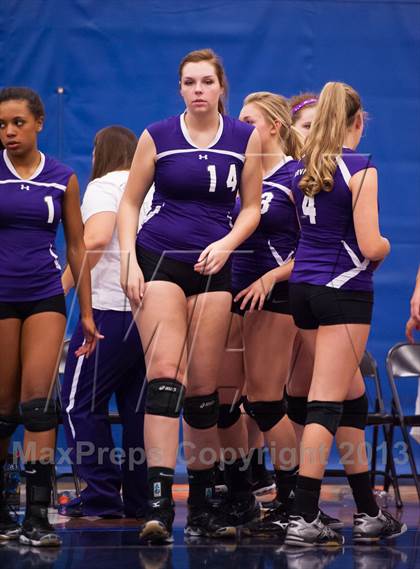 Thumbnail 2 in Arvada West vs. Douglas County (Titan Classic) photogallery.