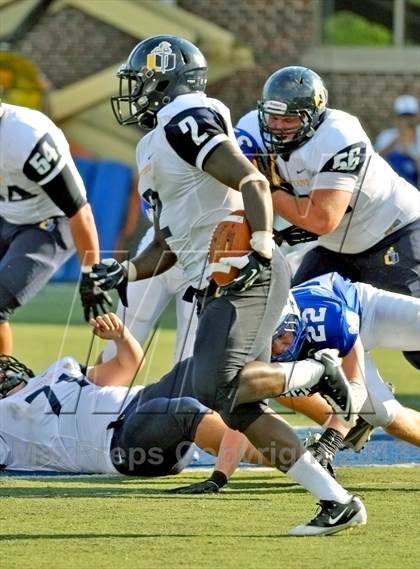 Thumbnail 2 in University Christian @ Highlands (Crosstown Showdown) photogallery.