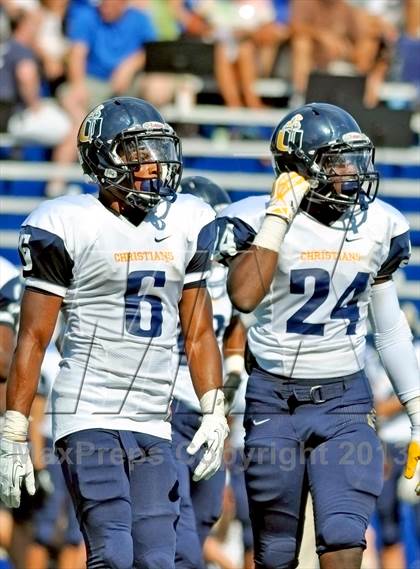 Thumbnail 2 in University Christian @ Highlands (Crosstown Showdown) photogallery.