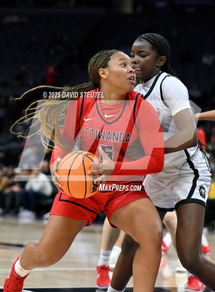 Thumbnail 1 in Etiwanda vs. Archbishop Mitty (CIF State Open Div. Final) photogallery.