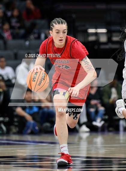Thumbnail 1 in Etiwanda vs. Archbishop Mitty (CIF State Open Div. Final) photogallery.