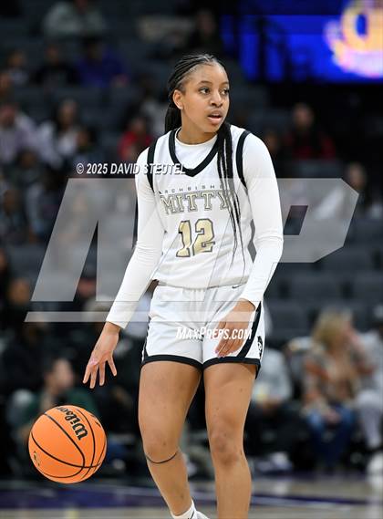Thumbnail 1 in Etiwanda vs. Archbishop Mitty (CIF State Open Div. Final) photogallery.