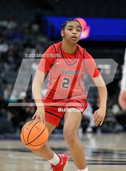 Thumbnail 1 in Etiwanda vs. Archbishop Mitty (CIF State Open Div. Final) photogallery.
