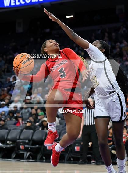 Thumbnail 3 in Etiwanda vs. Archbishop Mitty (CIF State Open Div. Final) photogallery.