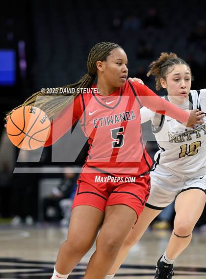 Thumbnail 2 in Etiwanda vs. Archbishop Mitty (CIF State Open Div. Final) photogallery.