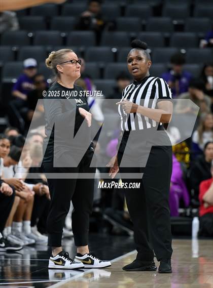 Thumbnail 2 in Etiwanda vs. Archbishop Mitty (CIF State Open Div. Final) photogallery.