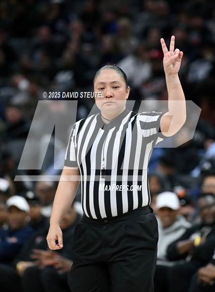 Thumbnail 1 in Etiwanda vs. Archbishop Mitty (CIF State Open Div. Final) photogallery.