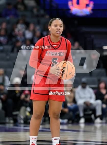 Thumbnail 3 in Etiwanda vs. Archbishop Mitty (CIF State Open Div. Final) photogallery.