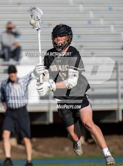 Thumbnail 1 in Monarch vs Mullen photogallery.