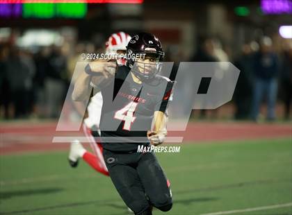 Thumbnail 3 in Centennial vs Mater Dei (CIF SS D1 Semifinal) photogallery.