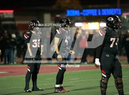 Thumbnail 2 in Centennial vs Mater Dei (CIF SS D1 Semifinal) photogallery.