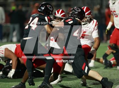 Thumbnail 3 in Centennial vs Mater Dei (CIF SS D1 Semifinal) photogallery.