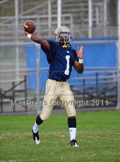 Thumbnail 3 in New Milford @ Notre Dame-Fairfield photogallery.