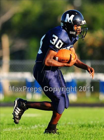 Thumbnail 2 in Milford @ Hollis-Brookline photogallery.