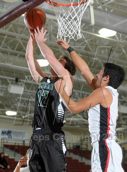 Thumbnail 2 in Jackson vs. Harvard-Westlake (MaxPreps Holiday Classic) photogallery.