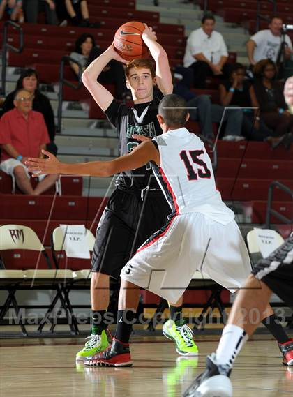 Thumbnail 1 in Jackson vs. Harvard-Westlake (MaxPreps Holiday Classic) photogallery.