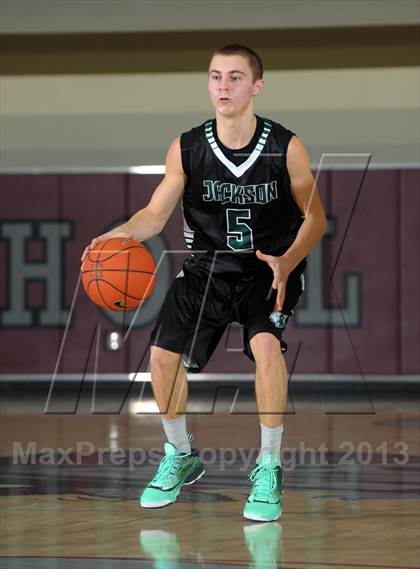 Thumbnail 1 in Jackson vs. Harvard-Westlake (MaxPreps Holiday Classic) photogallery.