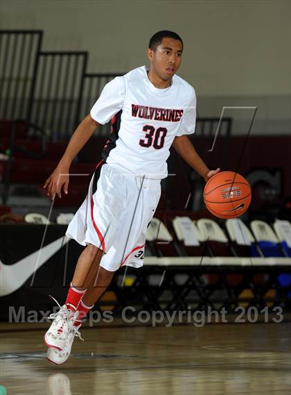 Thumbnail 1 in Jackson vs. Harvard-Westlake (MaxPreps Holiday Classic) photogallery.