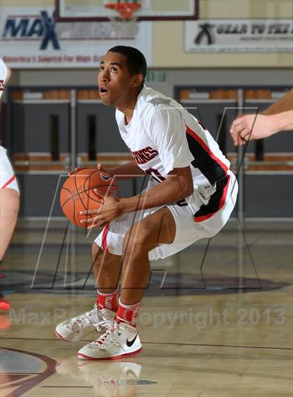 Thumbnail 2 in Jackson vs. Harvard-Westlake (MaxPreps Holiday Classic) photogallery.