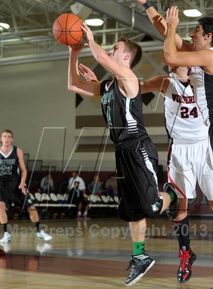Thumbnail 3 in Jackson vs. Harvard-Westlake (MaxPreps Holiday Classic) photogallery.