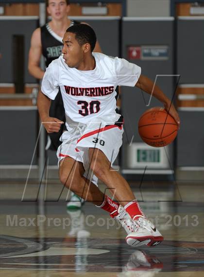 Thumbnail 1 in Jackson vs. Harvard-Westlake (MaxPreps Holiday Classic) photogallery.
