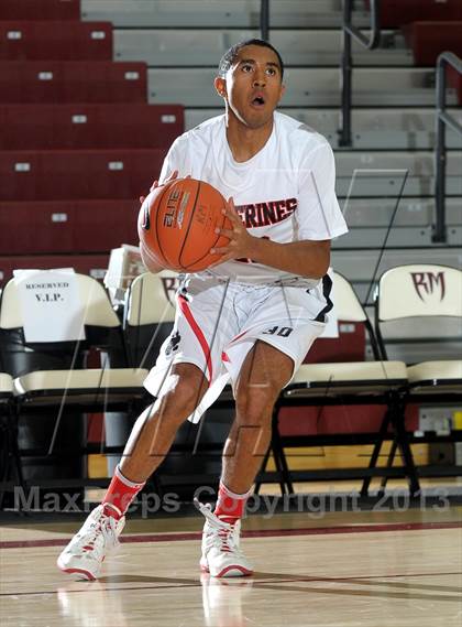Thumbnail 2 in Jackson vs. Harvard-Westlake (MaxPreps Holiday Classic) photogallery.