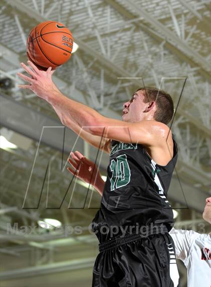Thumbnail 2 in Jackson vs. Harvard-Westlake (MaxPreps Holiday Classic) photogallery.