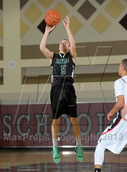 Thumbnail 2 in Jackson vs. Harvard-Westlake (MaxPreps Holiday Classic) photogallery.