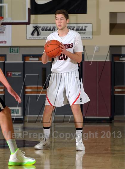 Thumbnail 3 in Jackson vs. Harvard-Westlake (MaxPreps Holiday Classic) photogallery.