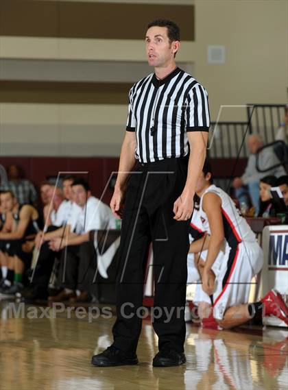 Thumbnail 1 in Jackson vs. Harvard-Westlake (MaxPreps Holiday Classic) photogallery.