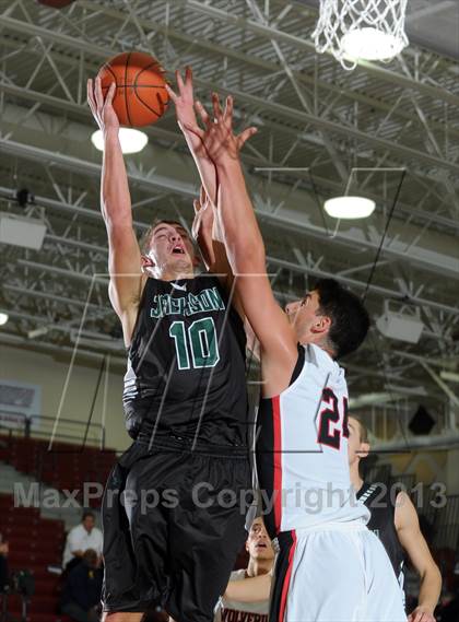 Thumbnail 3 in Jackson vs. Harvard-Westlake (MaxPreps Holiday Classic) photogallery.