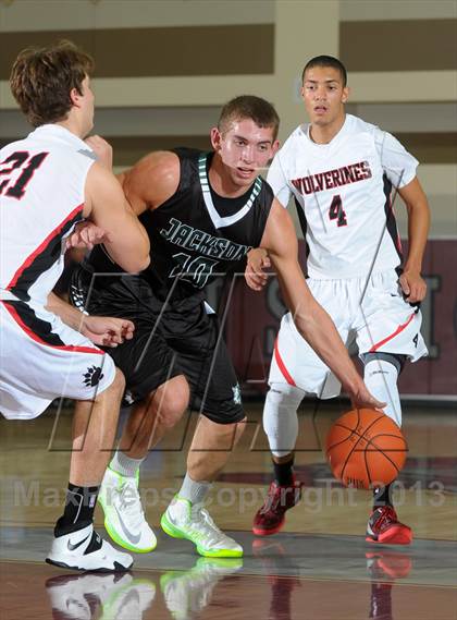 Thumbnail 3 in Jackson vs. Harvard-Westlake (MaxPreps Holiday Classic) photogallery.