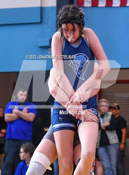 Thumbnail 3 in Vista Ridge Alpha Wrestling Tournament photogallery.