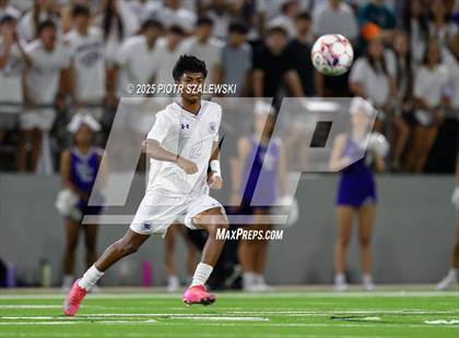 Thumbnail 3 in Klein Cain vs. Bridgeland (UIL 6A D1 Soccer Regional Final) photogallery.