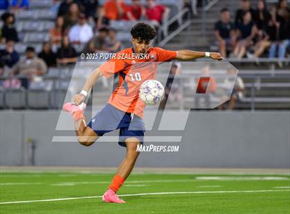 Thumbnail 3 in Klein Cain vs. Bridgeland (UIL 6A D1 Soccer Regional Final) photogallery.