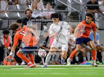 Thumbnail 3 in Klein Cain vs. Bridgeland (UIL 6A D1 Soccer Regional Final) photogallery.