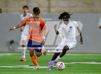 Thumbnail 3 in Klein Cain vs. Bridgeland (UIL 6A D1 Soccer Regional Final) photogallery.