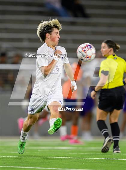 Thumbnail 3 in Klein Cain vs. Bridgeland (UIL 6A D1 Soccer Regional Final) photogallery.