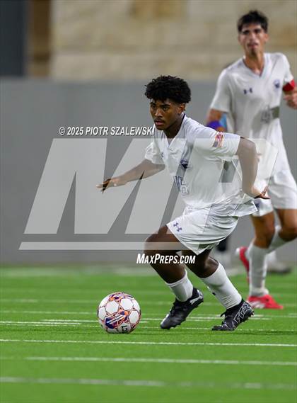 Thumbnail 3 in Klein Cain vs. Bridgeland (UIL 6A D1 Soccer Regional Final) photogallery.
