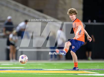 Thumbnail 3 in Klein Cain vs. Bridgeland (UIL 6A D1 Soccer Regional Final) photogallery.