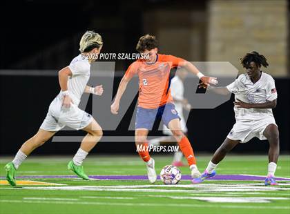 Thumbnail 3 in Klein Cain vs. Bridgeland (UIL 6A D1 Soccer Regional Final) photogallery.