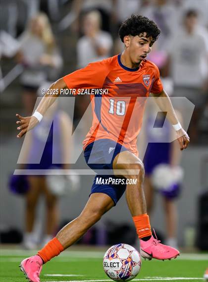 Thumbnail 1 in Klein Cain vs. Bridgeland (UIL 6A D1 Soccer Regional Final) photogallery.