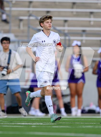 Thumbnail 3 in Klein Cain vs. Bridgeland (UIL 6A D1 Soccer Regional Final) photogallery.