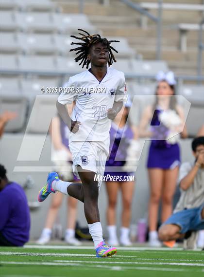 Thumbnail 1 in Klein Cain vs. Bridgeland (UIL 6A D1 Soccer Regional Final) photogallery.