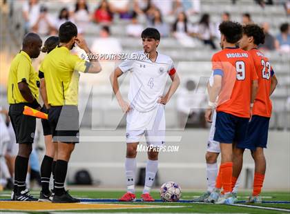 Thumbnail 3 in Klein Cain vs. Bridgeland (UIL 6A D1 Soccer Regional Final) photogallery.
