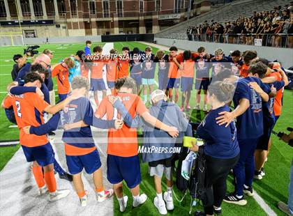 Thumbnail 3 in Klein Cain vs. Bridgeland (UIL 6A D1 Soccer Regional Final) photogallery.