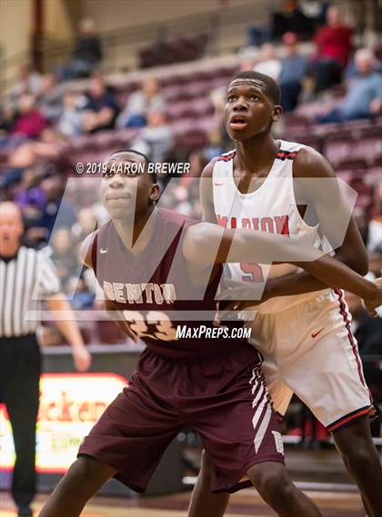 Thumbnail 2 in Marion vs. Benton (AAA 5A 1st Round Playoff) photogallery.