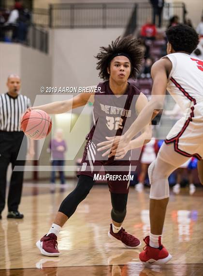 Thumbnail 1 in Marion vs. Benton (AAA 5A 1st Round Playoff) photogallery.