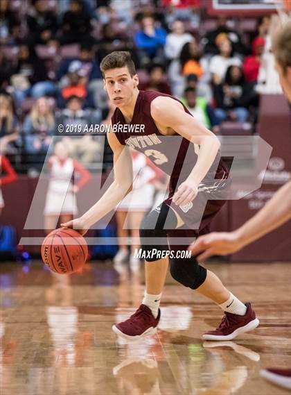 Thumbnail 1 in Marion vs. Benton (AAA 5A 1st Round Playoff) photogallery.
